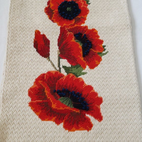 Large Vintage 17.5x32 Completed RED POPPY Needlepoint Needlework - Picture 1 of 9